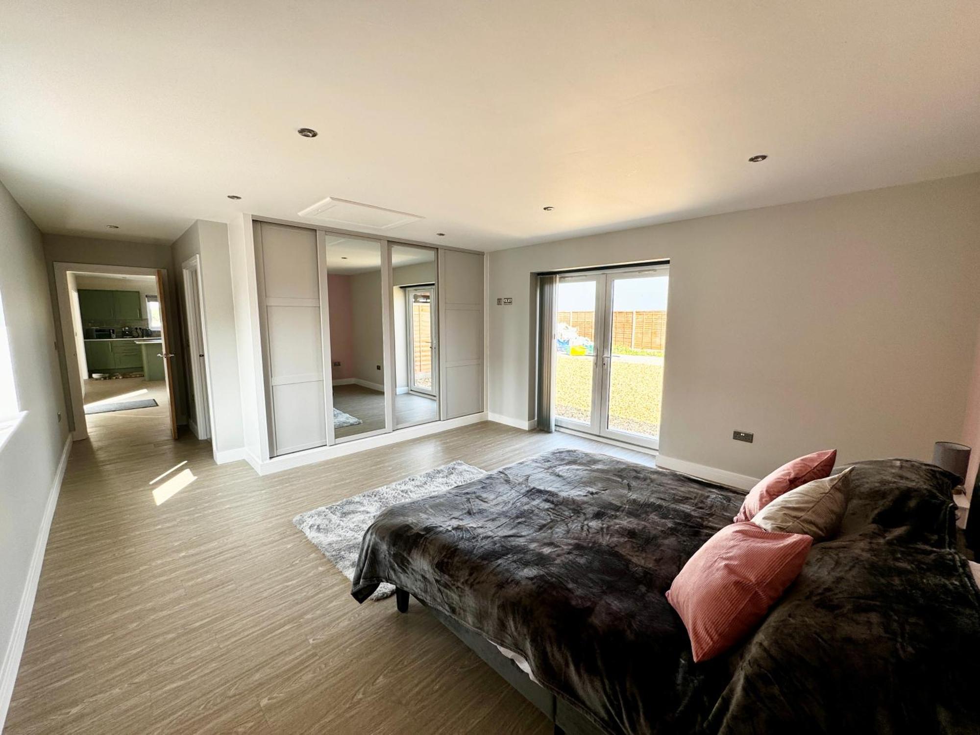 Luxury Isla Cottages, Bourne! Dog-Friendly, Countryside Views, Garden, Parking, 5Mins Pubs - Family Holiday Exterior photo