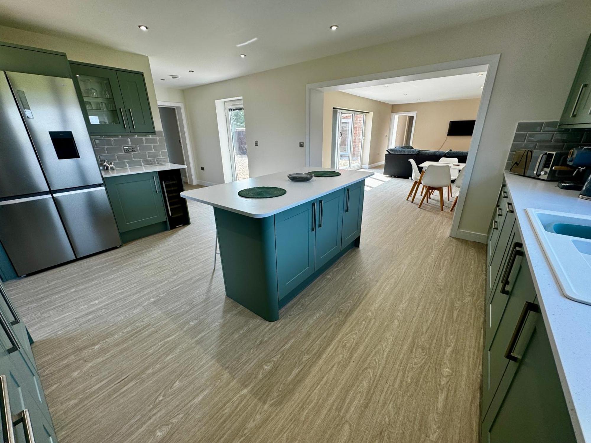 Luxury Isla Cottages, Bourne! Dog-Friendly, Countryside Views, Garden, Parking, 5Mins Pubs - Family Holiday Exterior photo