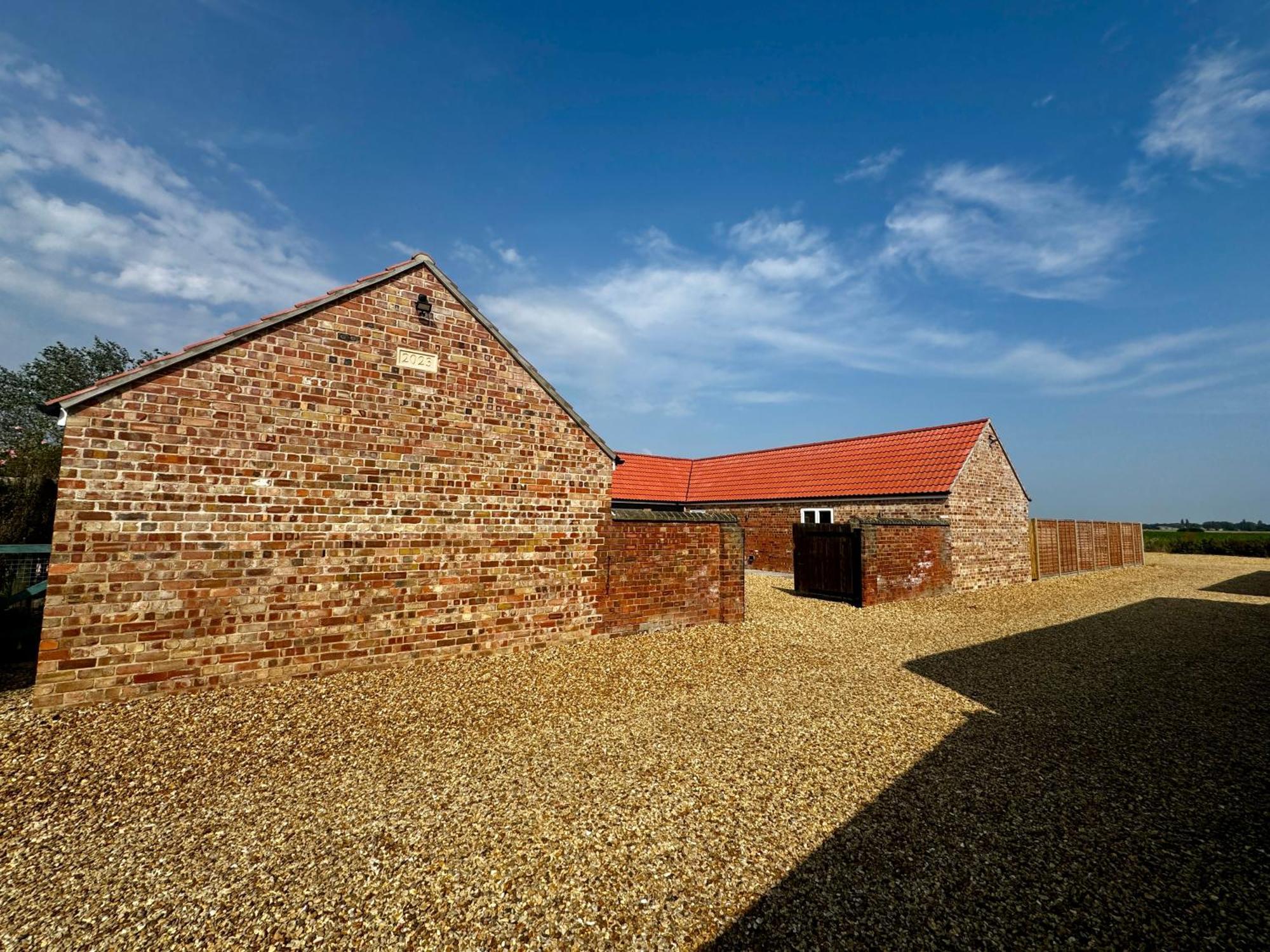 Luxury Isla Cottages, Bourne! Dog-Friendly, Countryside Views, Garden, Parking, 5Mins Pubs - Family Holiday Room photo