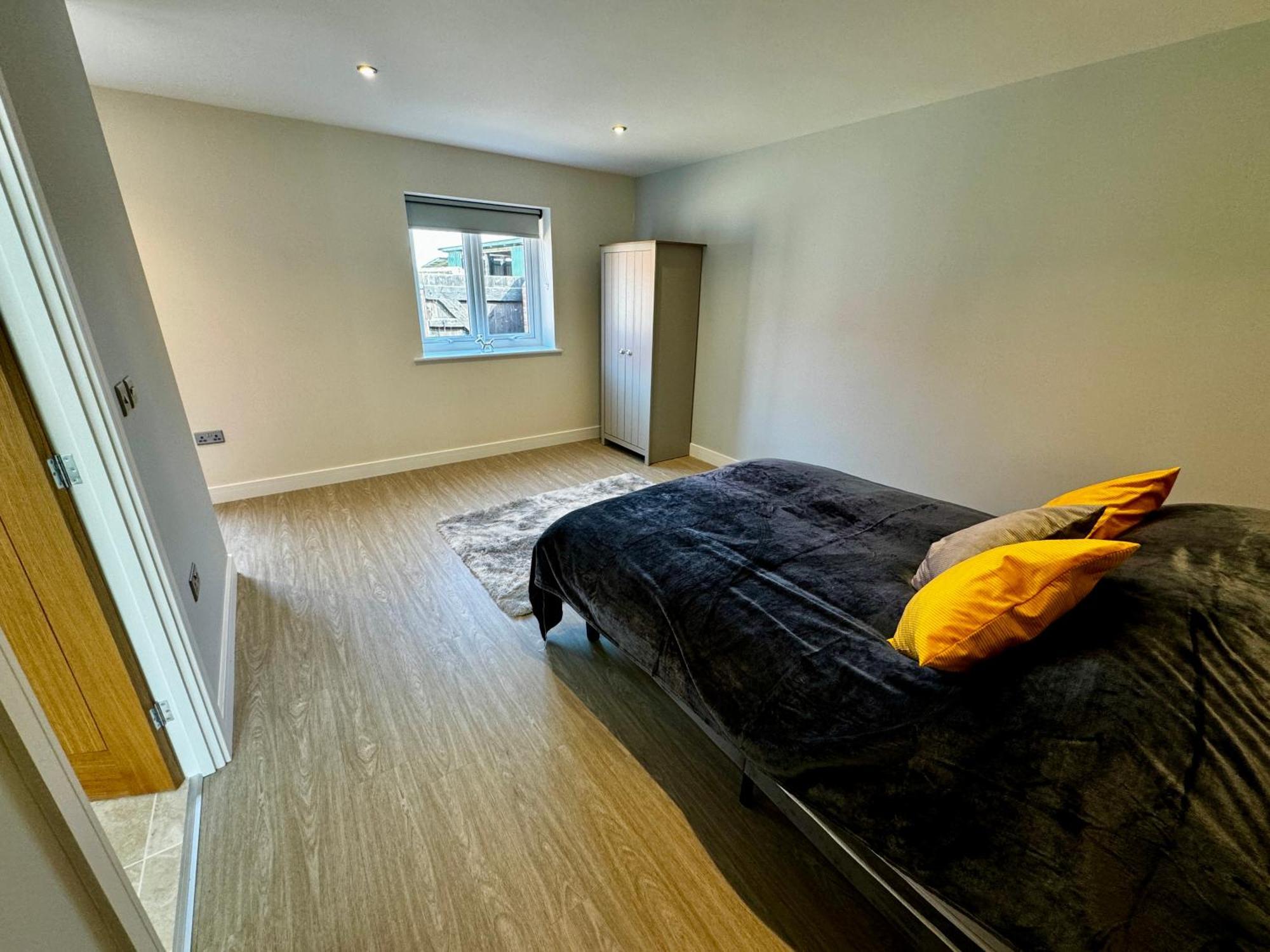 Luxury Isla Cottages, Bourne! Dog-Friendly, Countryside Views, Garden, Parking, 5Mins Pubs - Family Holiday Room photo