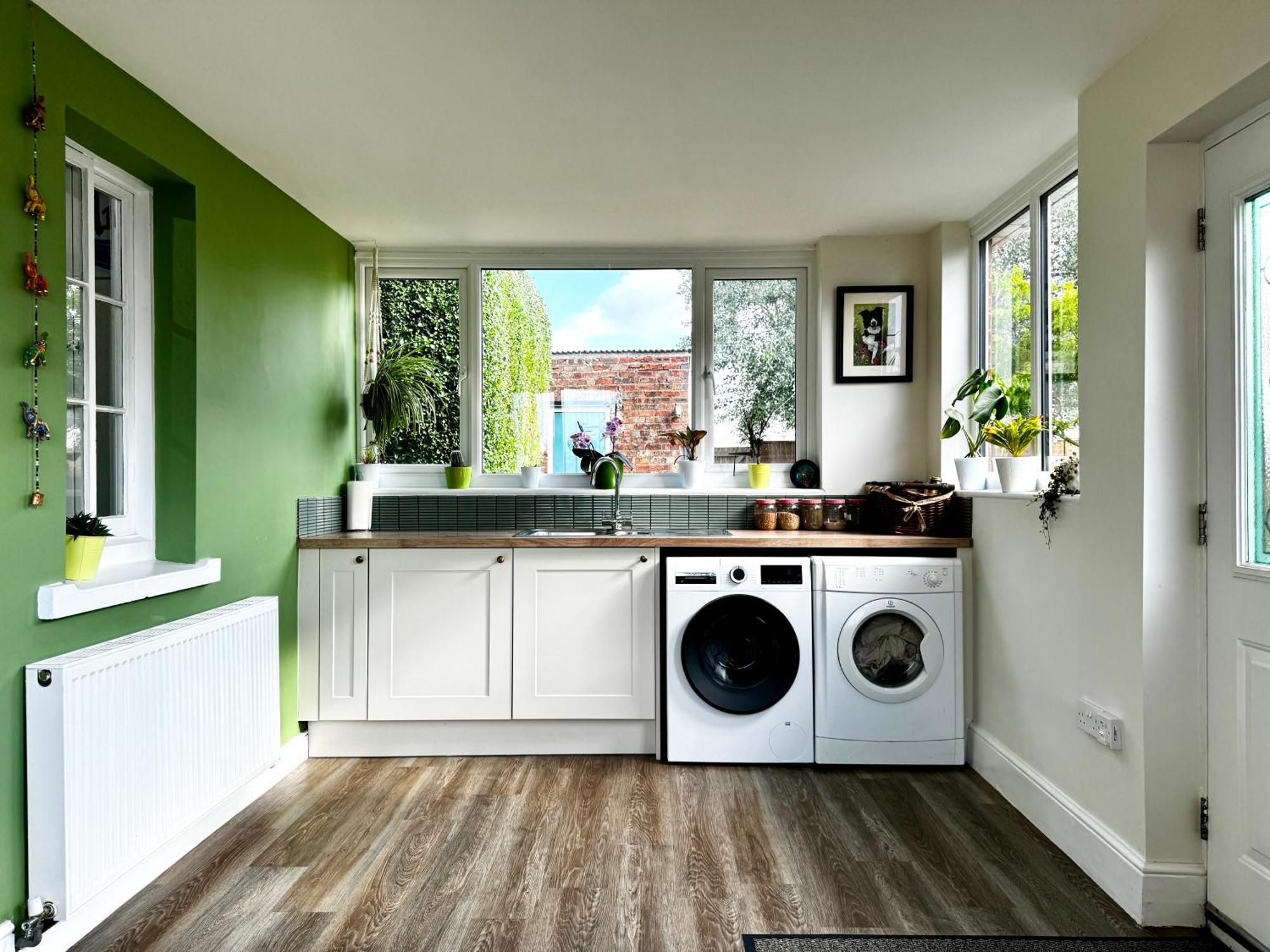 Luxury Isla Cottages, Bourne! Dog-Friendly, Countryside Views, Garden, Parking, 5Mins Pubs - Family Holiday Room photo