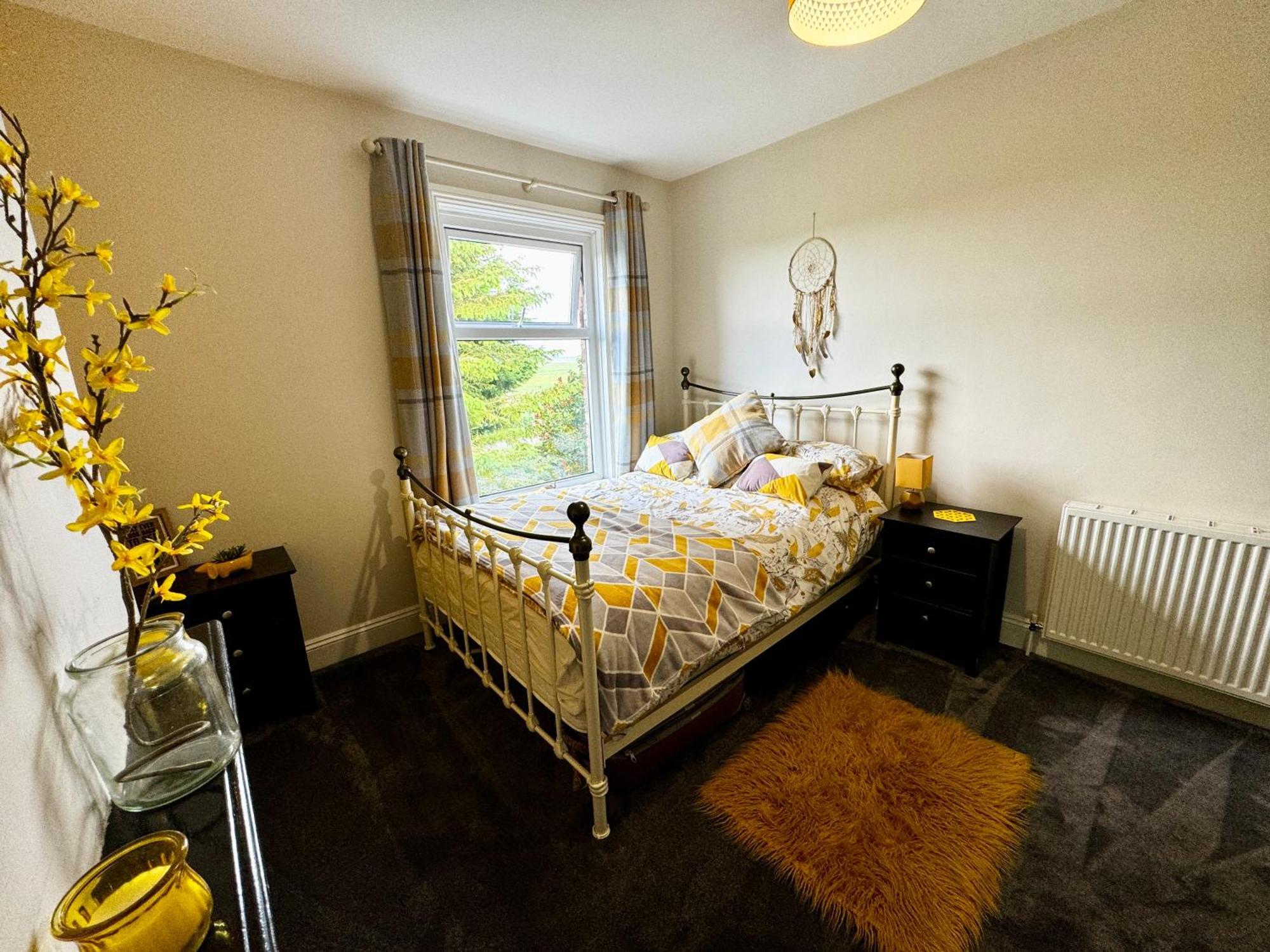 Luxury Isla Cottages, Bourne! Dog-Friendly, Countryside Views, Garden, Parking, 5Mins Pubs - Family Holiday Room photo