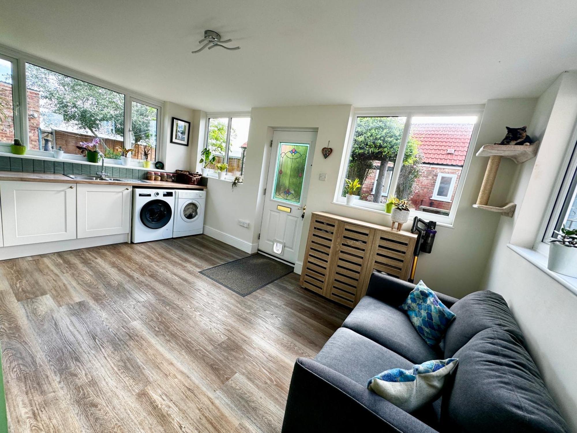 Luxury Isla Cottages, Bourne! Dog-Friendly, Countryside Views, Garden, Parking, 5Mins Pubs - Family Holiday Room photo