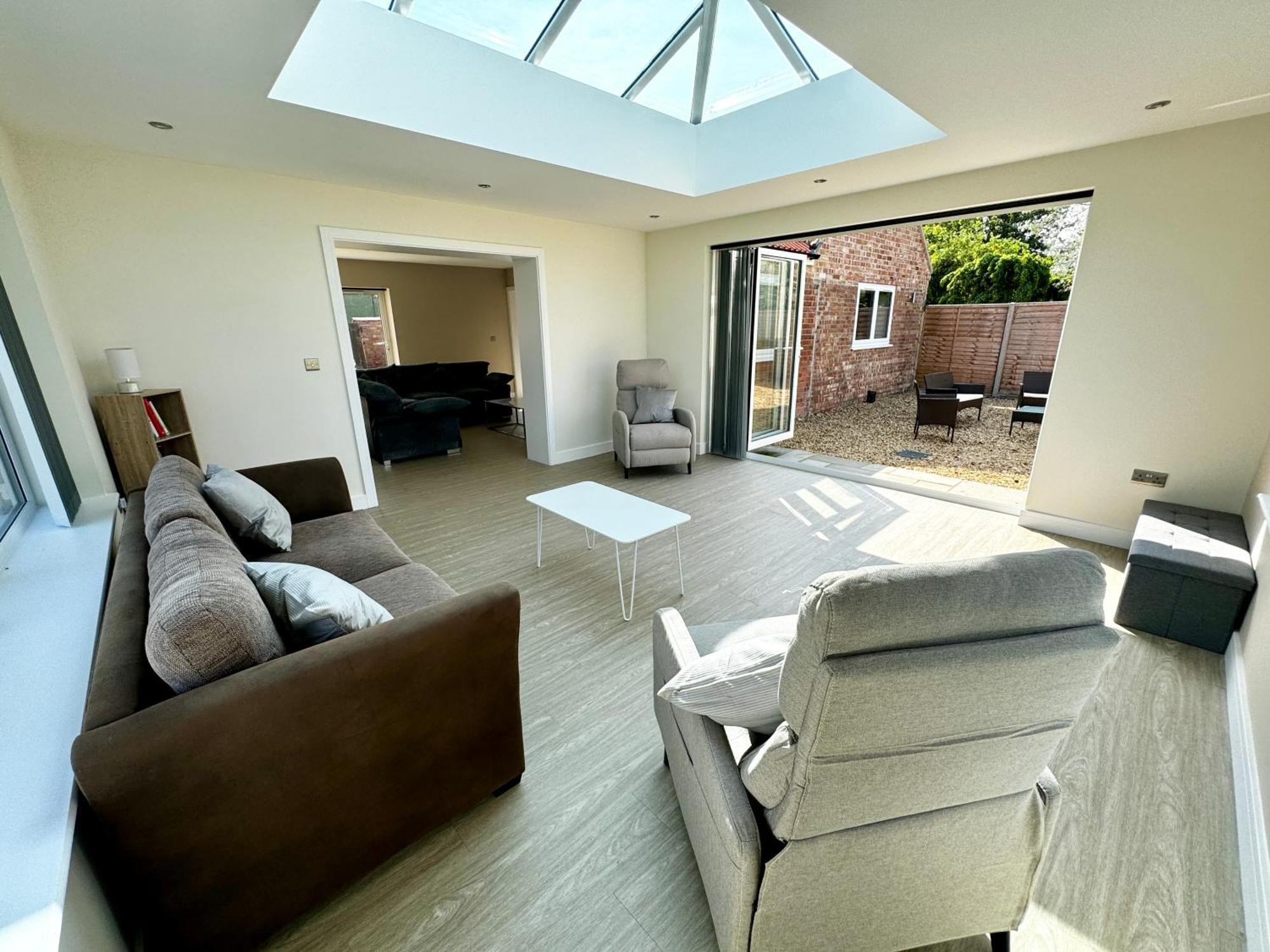 Luxury Isla Cottages, Bourne! Dog-Friendly, Countryside Views, Garden, Parking, 5Mins Pubs - Family Holiday Exterior photo