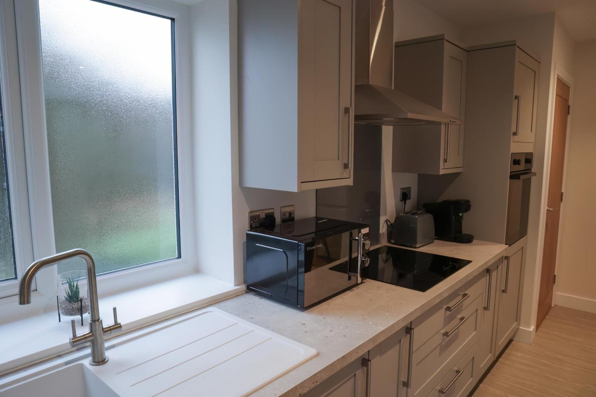 Luxury Isla Cottages, Bourne! Dog-Friendly, Countryside Views, Garden, Parking, 5Mins Pubs - Family Holiday Room photo