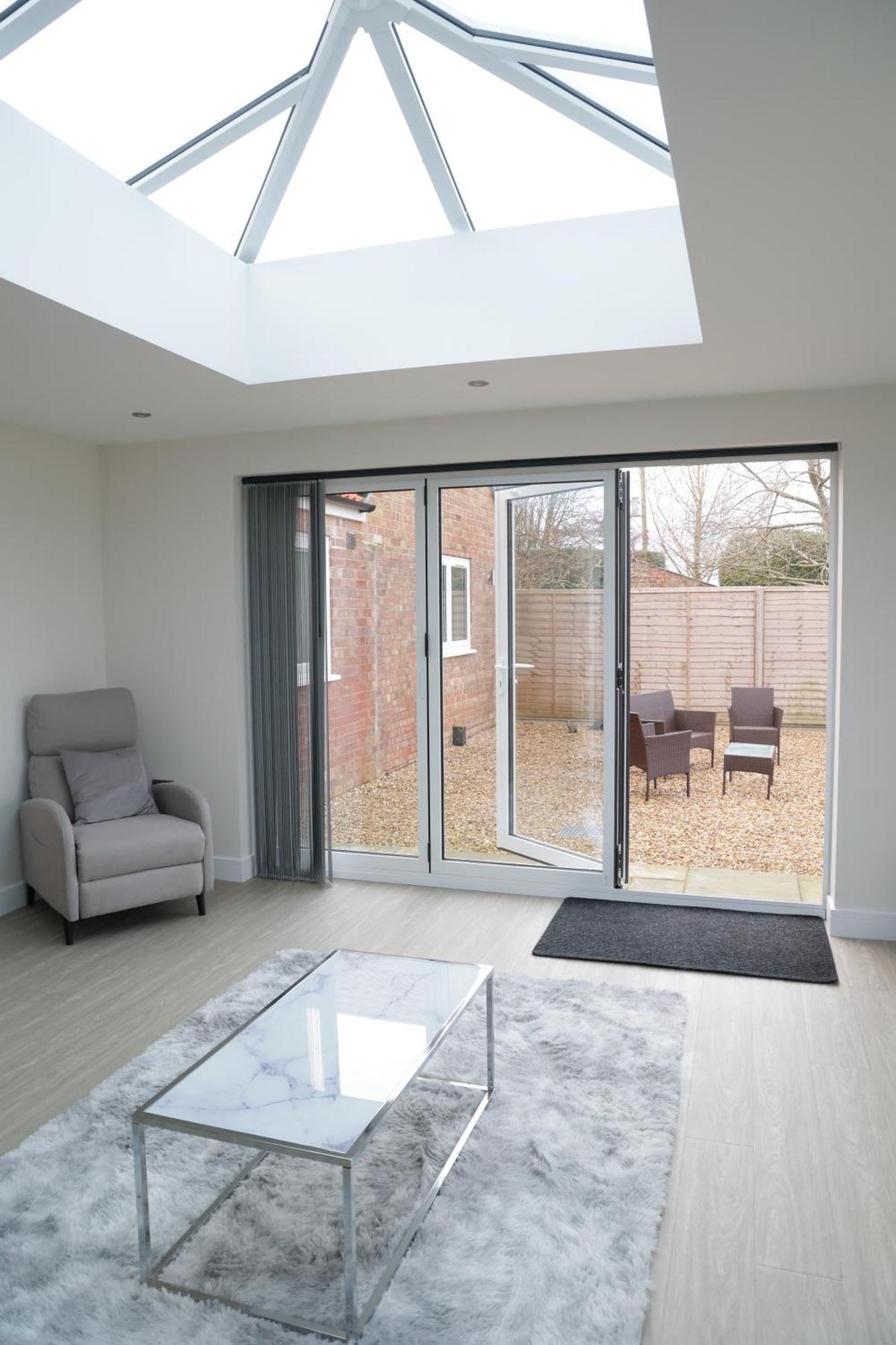 Luxury Isla Cottages, Bourne! Dog-Friendly, Countryside Views, Garden, Parking, 5Mins Pubs - Family Holiday Exterior photo